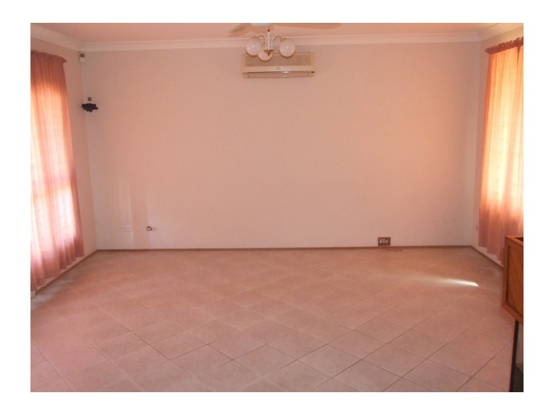 116 SOUTHEE CIRCUIT, Oakhurst NSW 2761