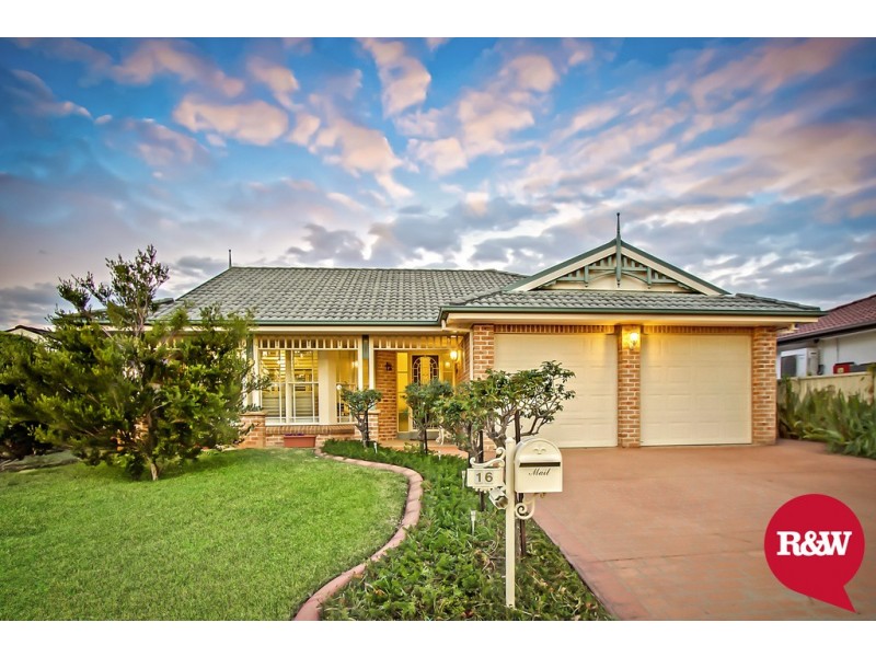 16 Mustang Avenue, St Clair NSW 2759