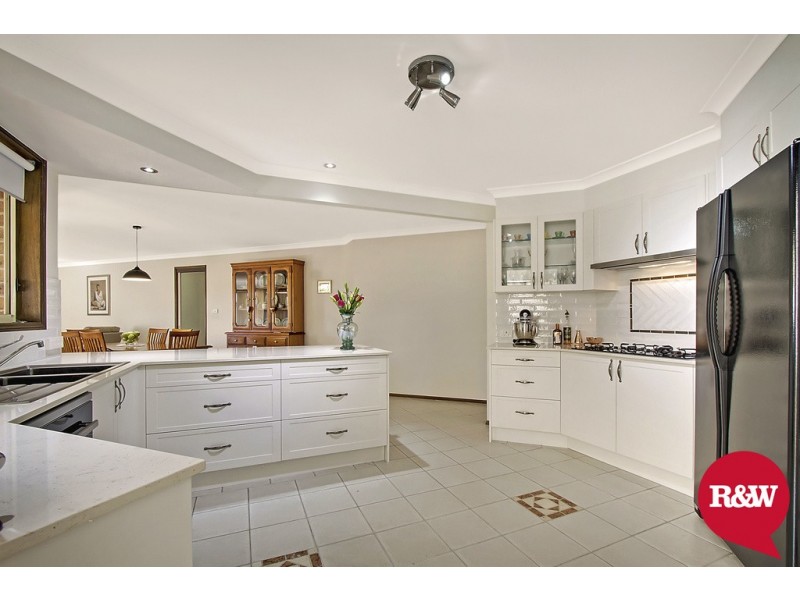 16 Mustang Avenue, St Clair NSW 2759