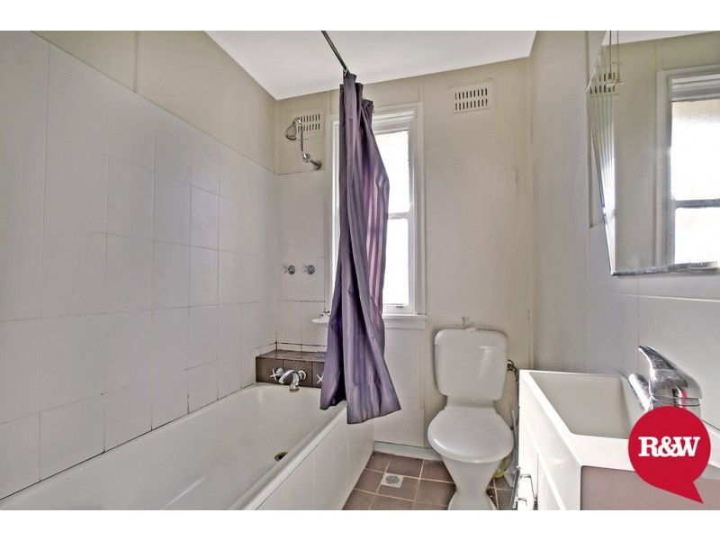 4 Gasmata Crescent, Whalan NSW 2770