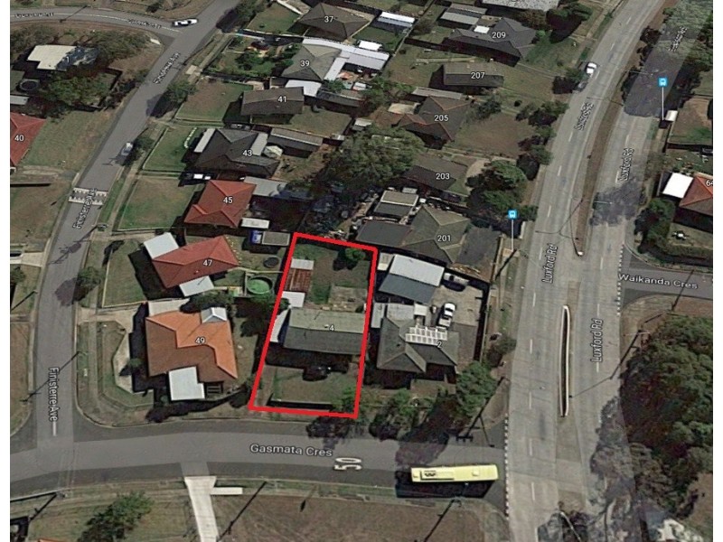 4 Gasmata Crescent, Whalan NSW 2770