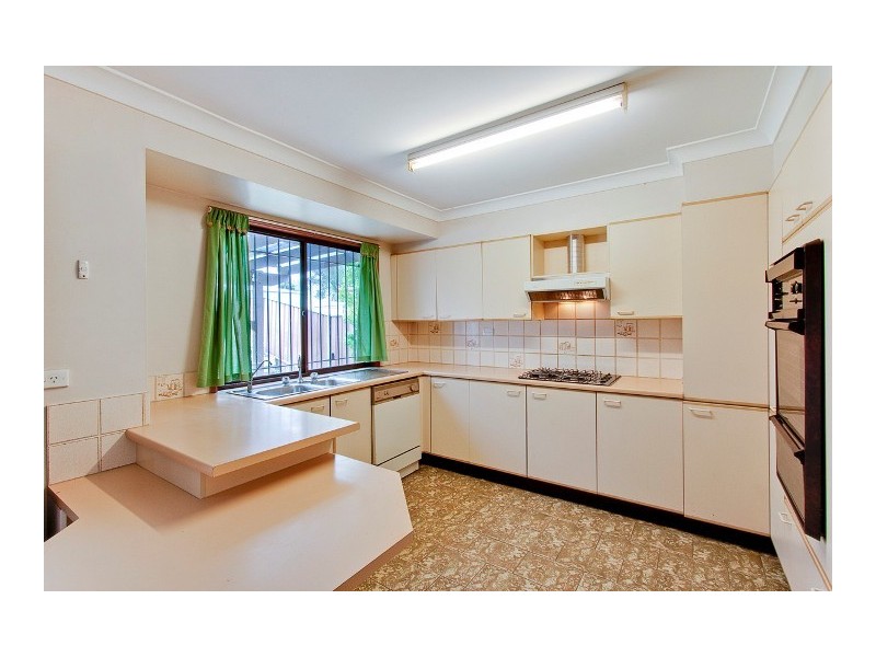 28 TRAMINER STREET, Minchinbury NSW 2770