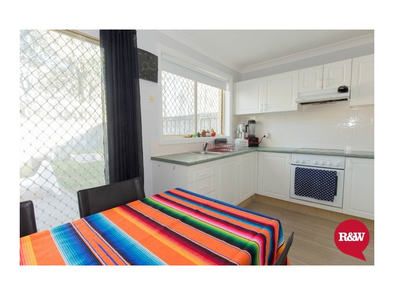 11/2 Charlotte Road, Rooty Hill NSW 2766