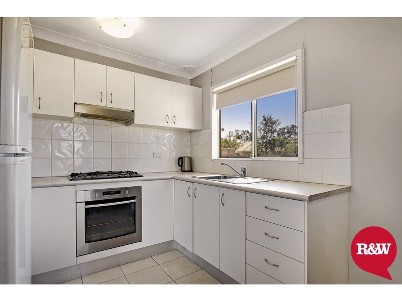 5 Aitape Crescent, Whalan NSW 2770