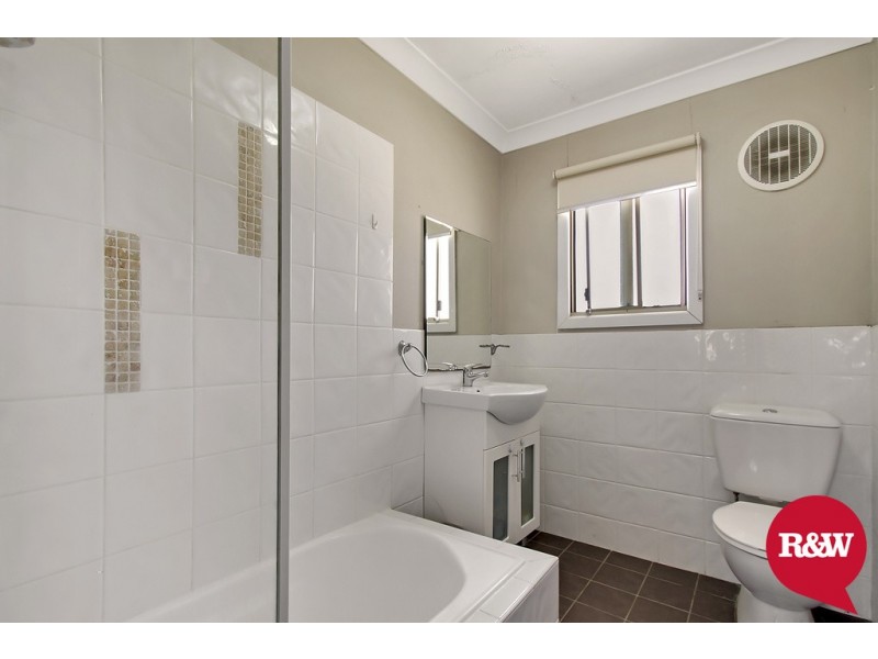 5 Aitape Crescent, Whalan NSW 2770