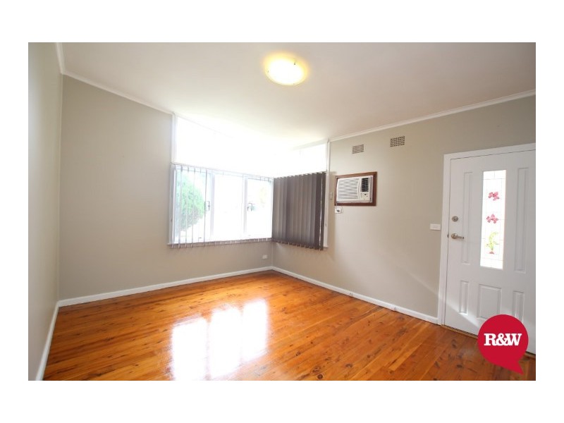 29 Neriba Crescent, Whalan NSW 2770