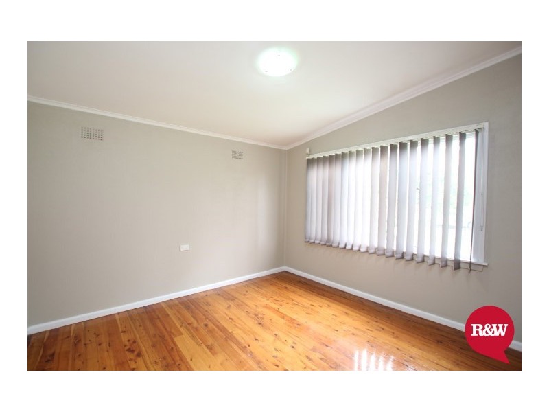 29 Neriba Crescent, Whalan NSW 2770