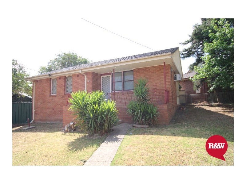 23 Lang Crescent, Blackett NSW 2770