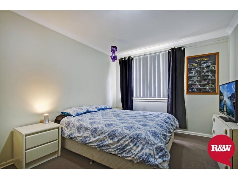 24 Waikanda Crescent, Whalan NSW 2770
