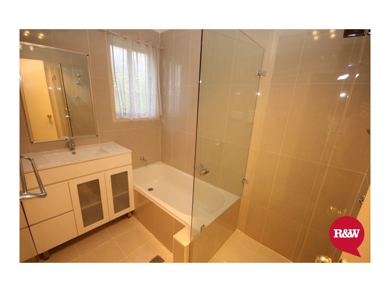 21 Tarana Crescent, Dharruk NSW 2770