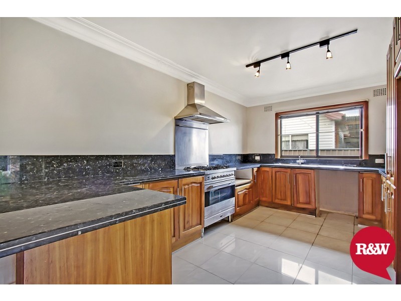 11 Wattle Avenue, North St Marys NSW 2760