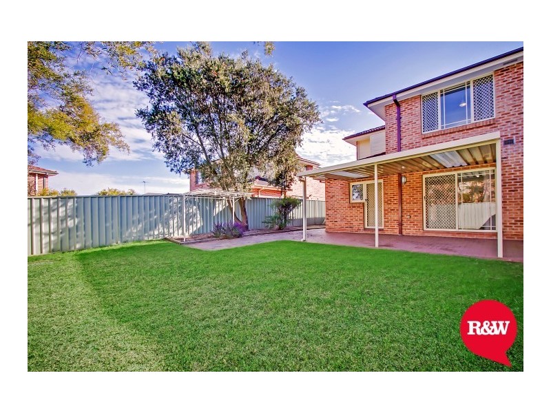 2/20-22 Gracelands Drive, Quakers Hill NSW 2763