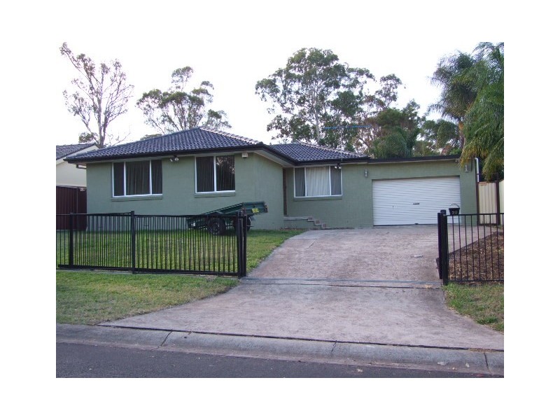 29 MIFSUD CRESCENT, Oakhurst NSW 2761