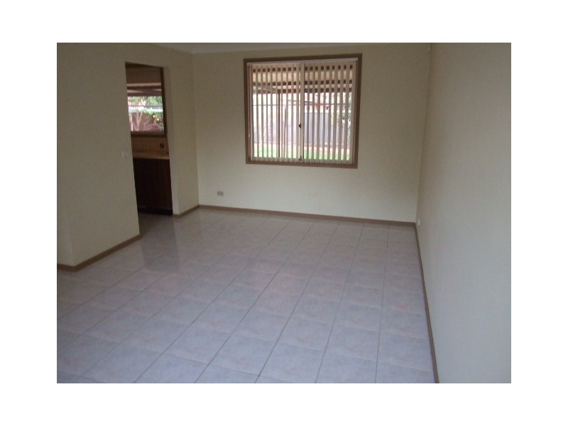 29 MIFSUD CRESCENT, Oakhurst NSW 2761