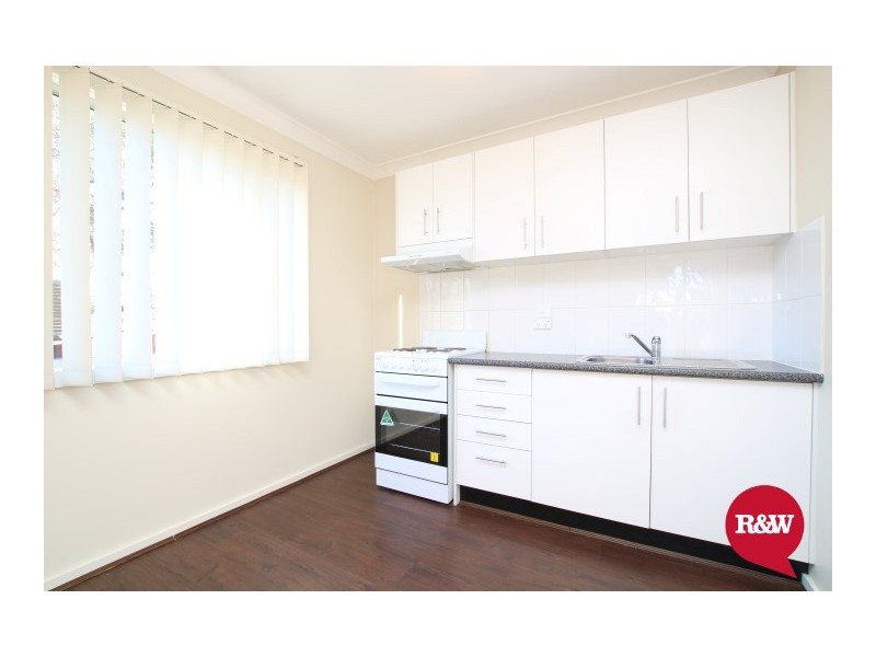 39A Lingayen Avenue, Lethbridge Park NSW 2770