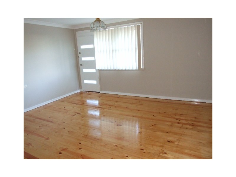 11 NORVEIGA AVENUE, Tregear NSW 2770