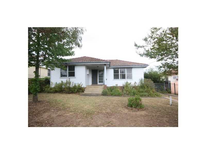 19 FERAMIN AVENUE, Whalan NSW 2770