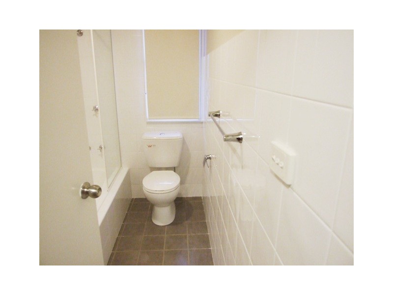 15 MIKKELSEN AVENUE, Tregear NSW 2770