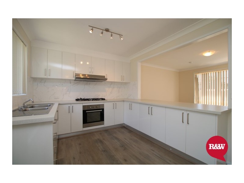 5B Dimascio Place, Oakhurst NSW 2761