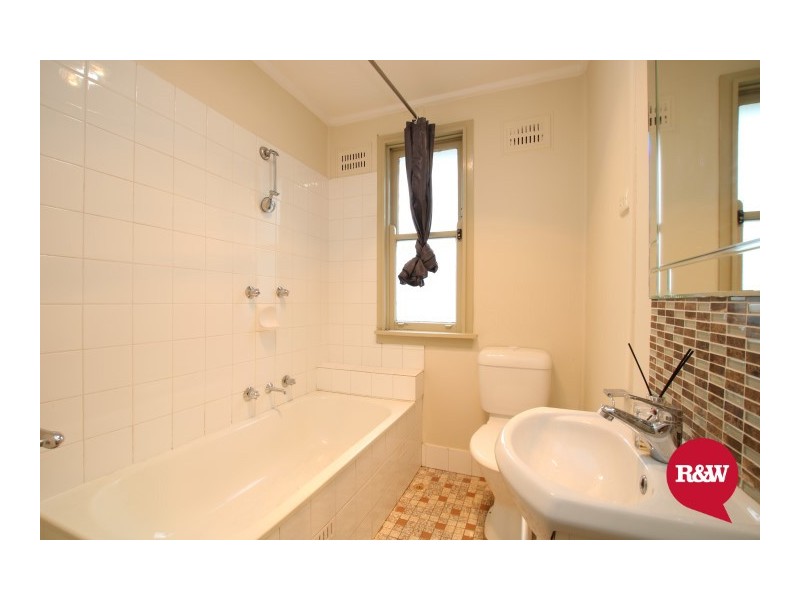 35 Caloola Avenue, Penrith NSW 2750