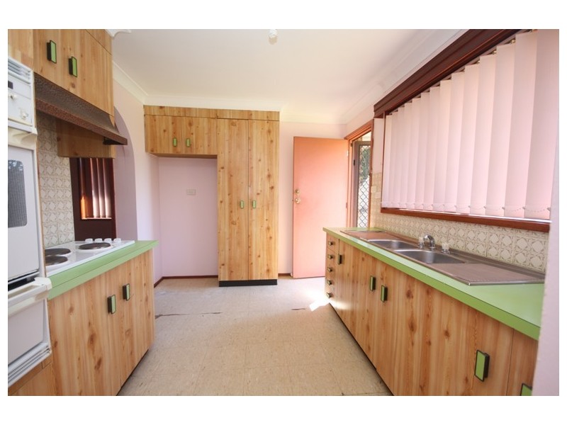 24 CATHERINE CRESCENT, Rooty Hill NSW 2766