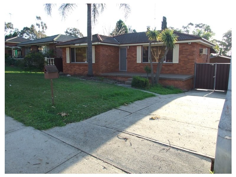 70 KOLODONG DRIVE, Quakers Hill NSW 2763