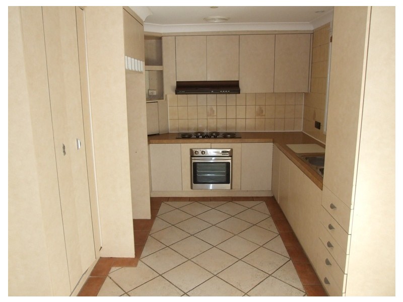 70 KOLODONG DRIVE, Quakers Hill NSW 2763