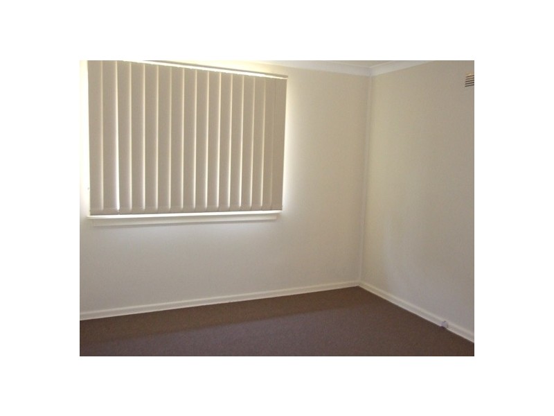 24 WAIKANDA AVENUE, Whalan NSW 2770