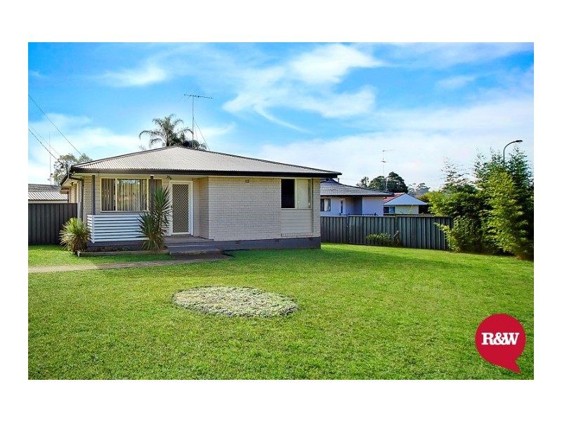 43 Roebuck Crescent, Willmot NSW 2770