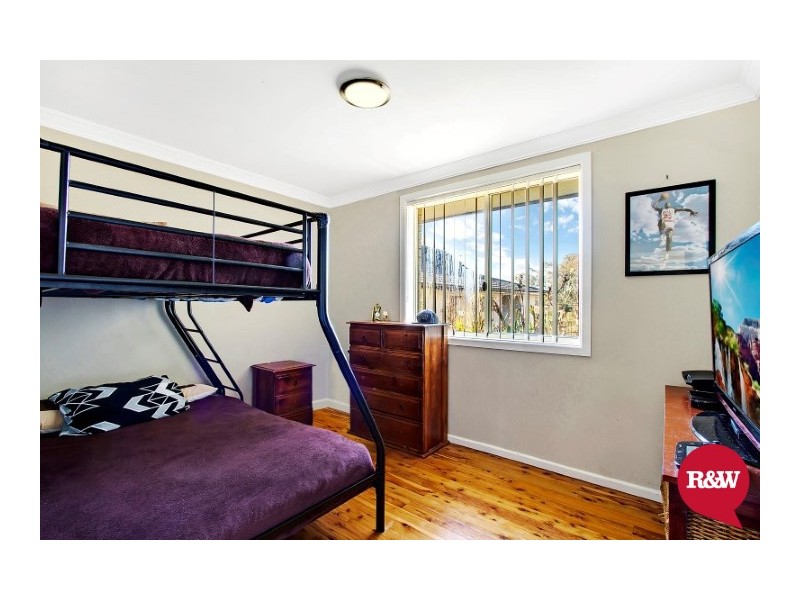 43 Roebuck Crescent, Willmot NSW 2770