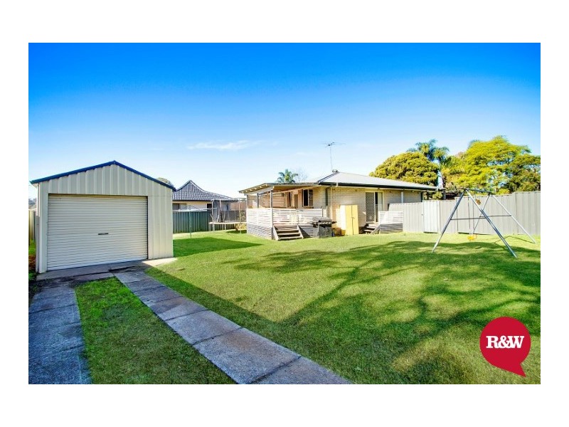 43 Roebuck Crescent, Willmot NSW 2770