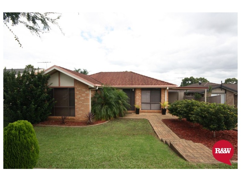 18 Hillview Place, Glendenning NSW 2761