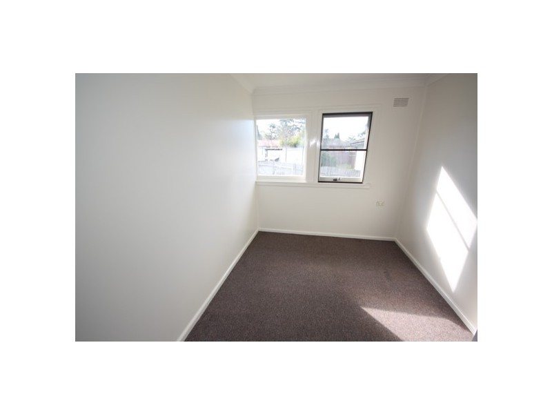 7 MANGARIVA AVENUE, Lethbridge Park NSW 2770