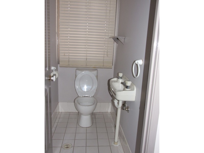 3B DRYDEN AVENUE, Oakhurst NSW 2761