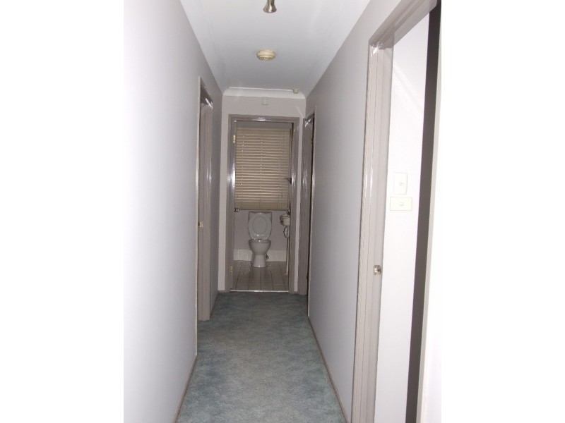 3B DRYDEN AVENUE, Oakhurst NSW 2761