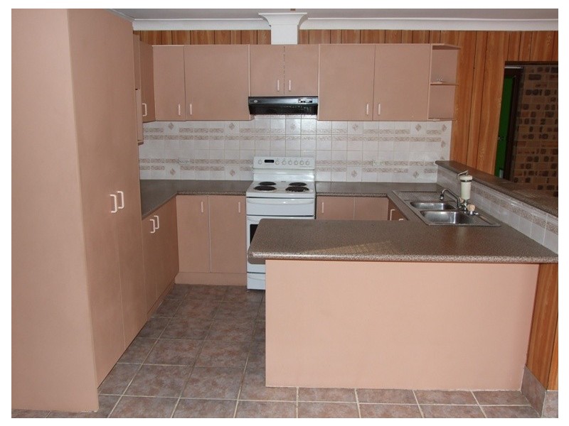 3 WHITE PLACE, Rooty Hill NSW 2766