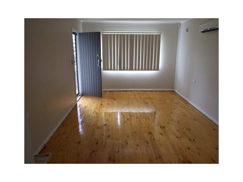 10 MIKKELSEN AVE, Tregear NSW 2770