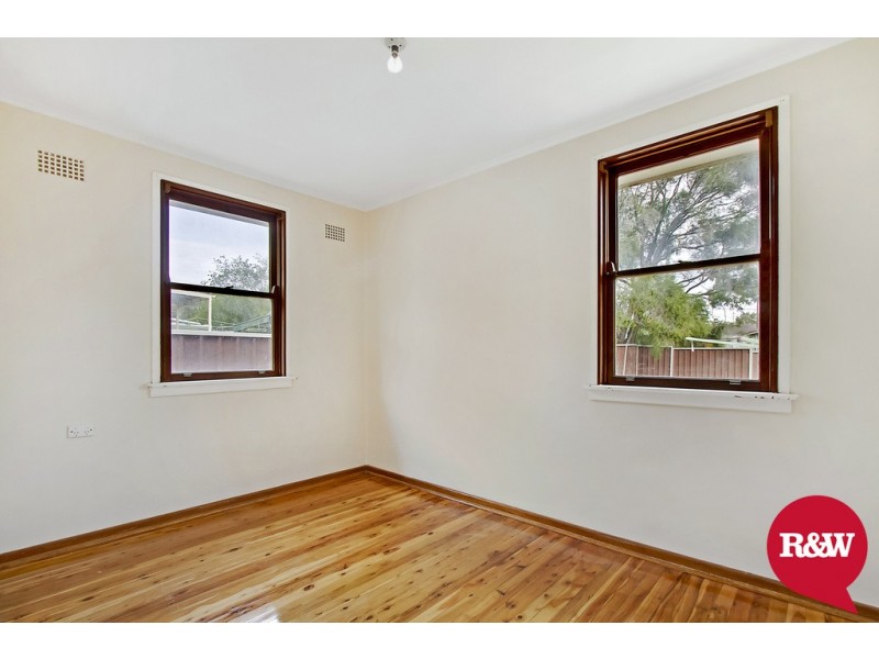 15 Talmiro Street, Whalan NSW 2770