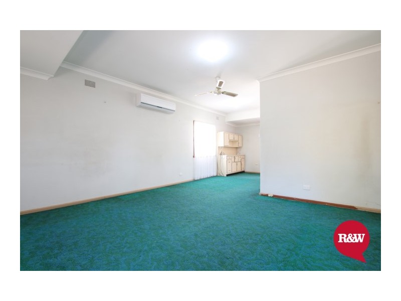 182 Canberra Street, St Marys NSW 2760