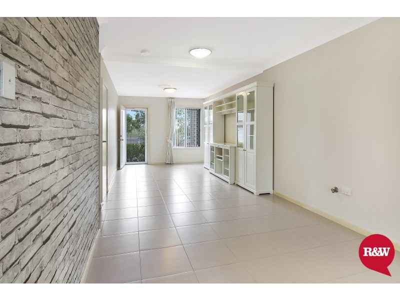3/300 Seven Hills Road, Kings Langley NSW 2147