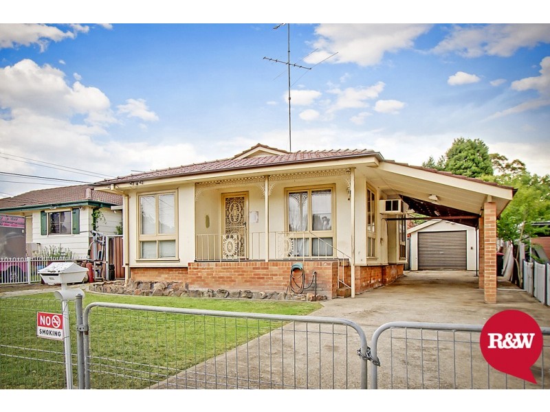 60 Marquesa Crescent, Lethbridge Park NSW 2770