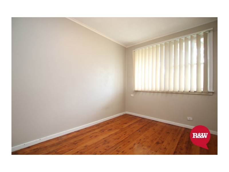 25 Feramin Avenue, Whalan NSW 2770