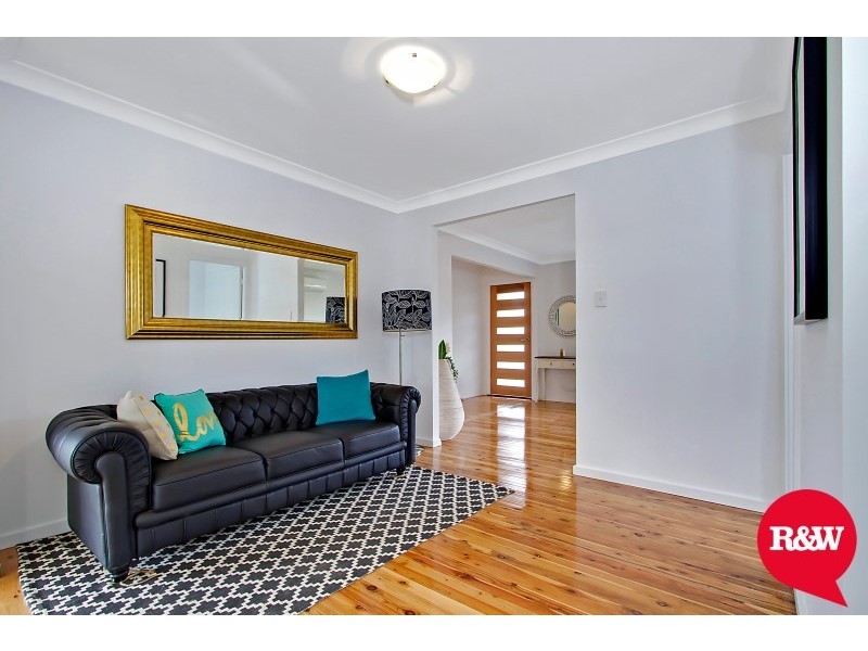 8 Trezise Place, Quakers Hill NSW 2763