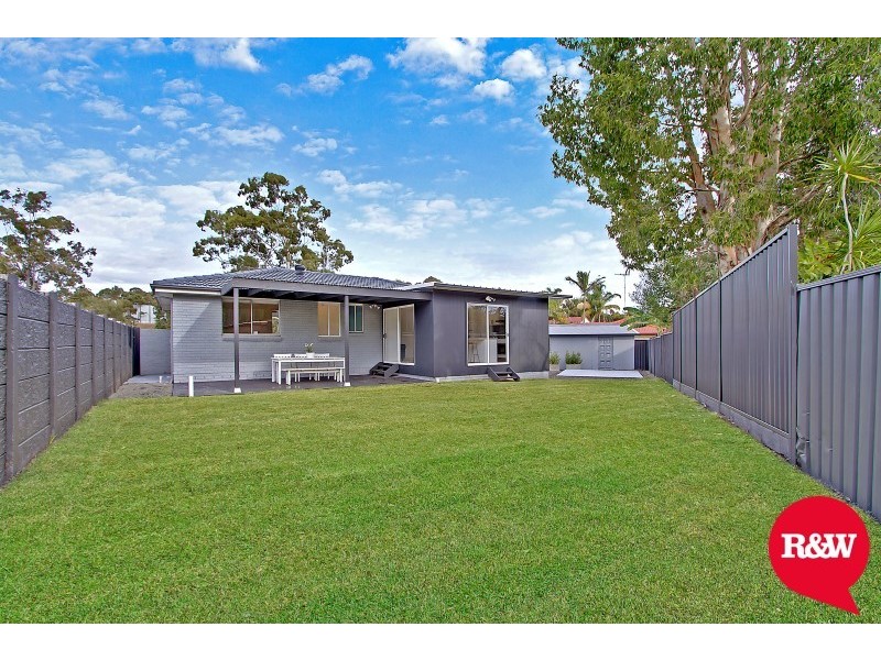 8 Trezise Place, Quakers Hill NSW 2763