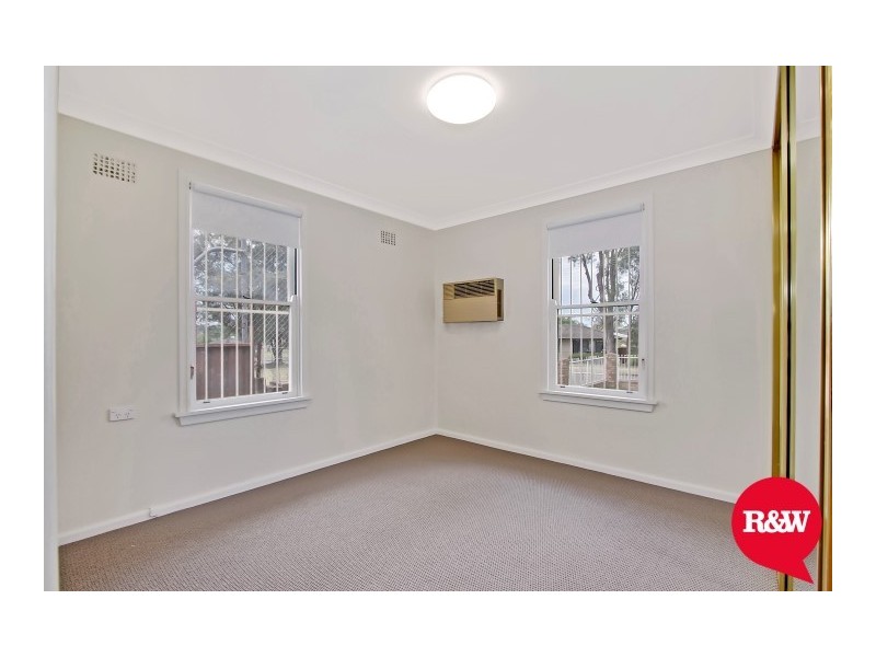 47 Palau Crescent, Lethbridge Park NSW 2770