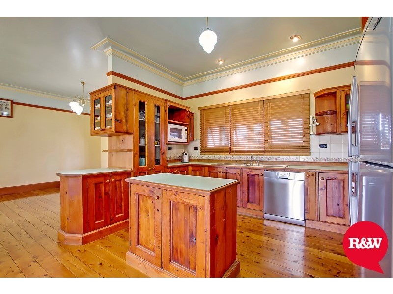 9 Everitt Crescent, Minchinbury NSW 2770