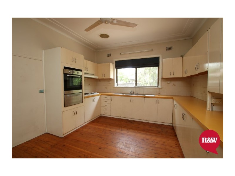 48 Barry Street, Cambridge Park NSW 2747