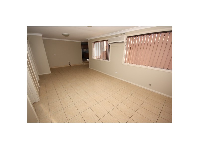 18 KERWIN CIRCUIT, Hebersham NSW 2770