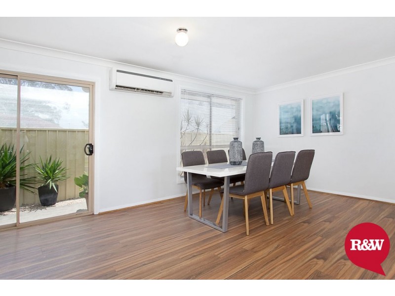 8 Chilton Avenue, Oakhurst NSW 2761