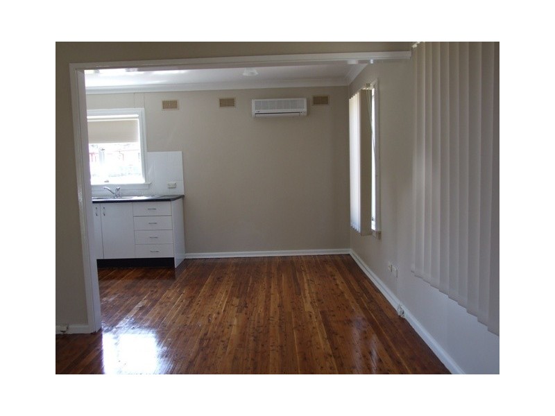 61 TORRES CRESCENT, Whalan NSW 2770